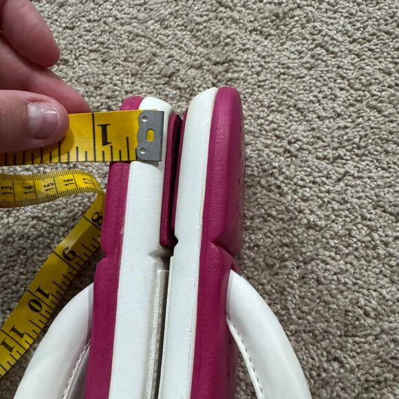 Crocs Pink & White Squared Thong Sandals Flip Flops Women's Size 8 Flats - Picture 8 of 9
